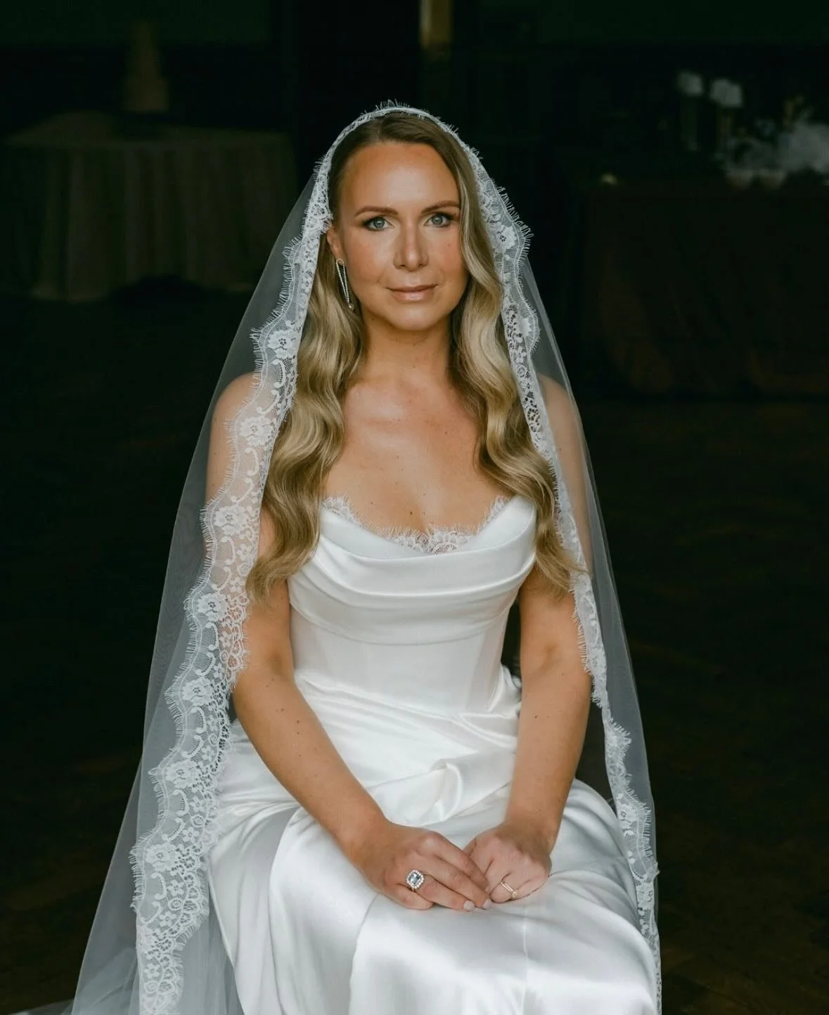 Mantilla lace veils are timeless, romantic and effortlessly elegant. A perfect choice for any bride to be 🪡🧵🤍

Photographer @rebeccakerrphotography 
Veil @madeleinedaisyveils 
Floral designer and stylist @myprettiesuk 
Venue @burtonfields_hall 
Br