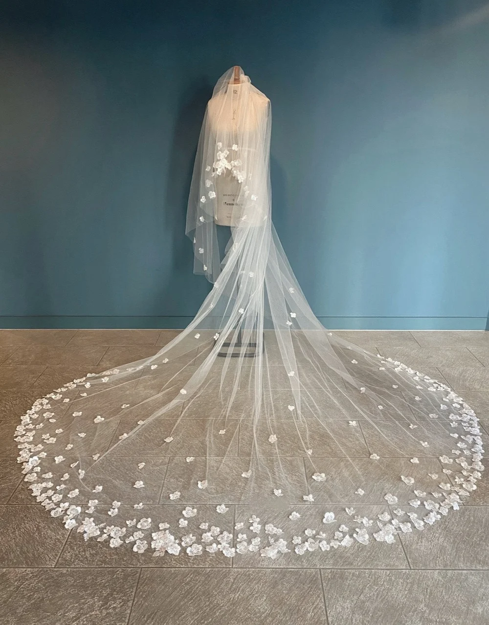 Thea Scattered Flower Veil — Madeleine Daisy | Custom Wedding