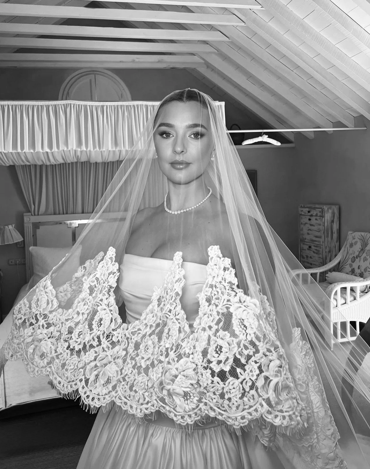 Mia Veil