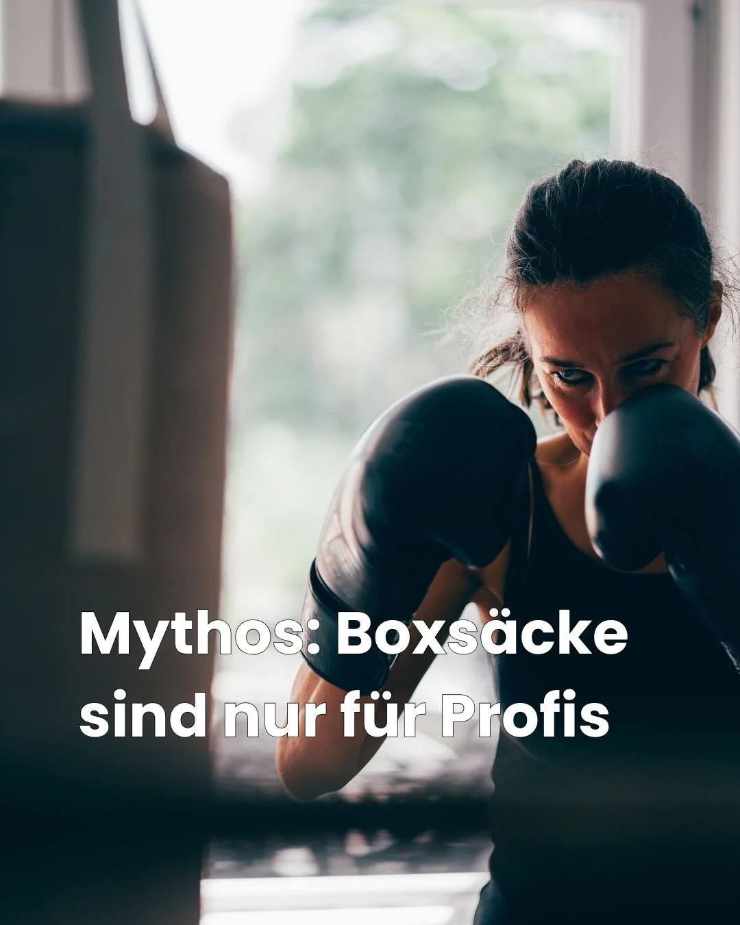 Boxsäcke sind nur was für Profis? 🥊 Nope. 
Welchen Mythos hast du selbst mal geglaubt?
#boxingcommunity #kampfsport #workoutmotivation #nachhaltig #familienalltag #slowfashion #repairdontreplace #snekkerbuks #handcrafted #madeinamsterdam