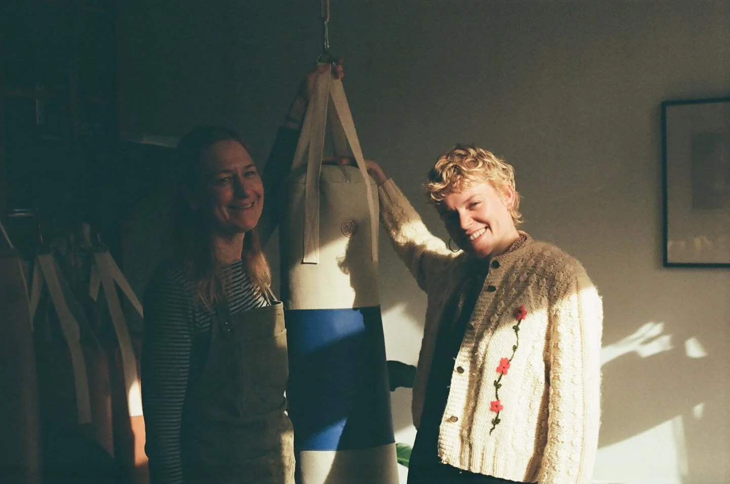 Happy New Year 🤍 Go for it 😉

#leatherpunchingbag #snekkerbuks #madeinamsterdam #craftingelegance