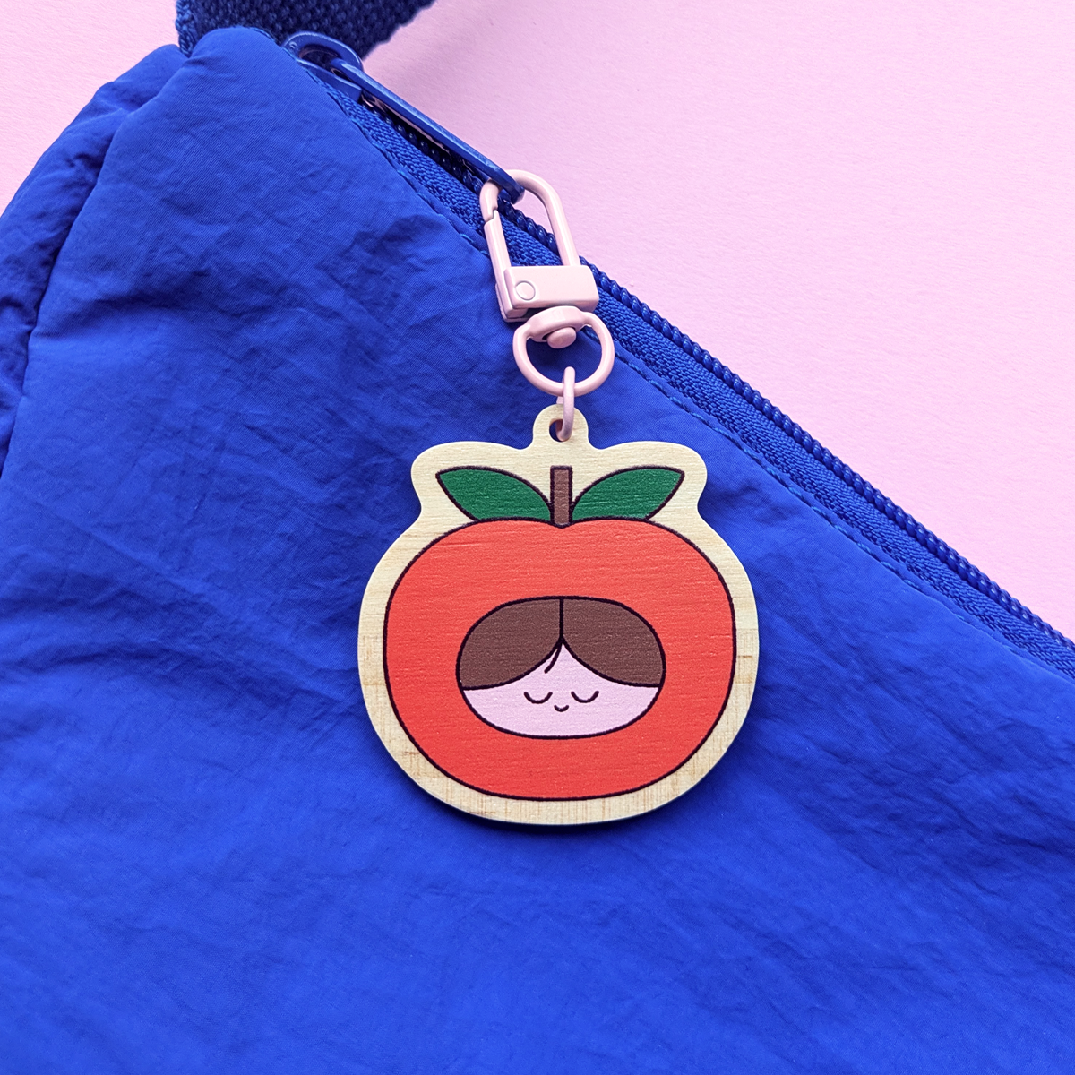 hellovonnie_keychain_apple_girl_03.png