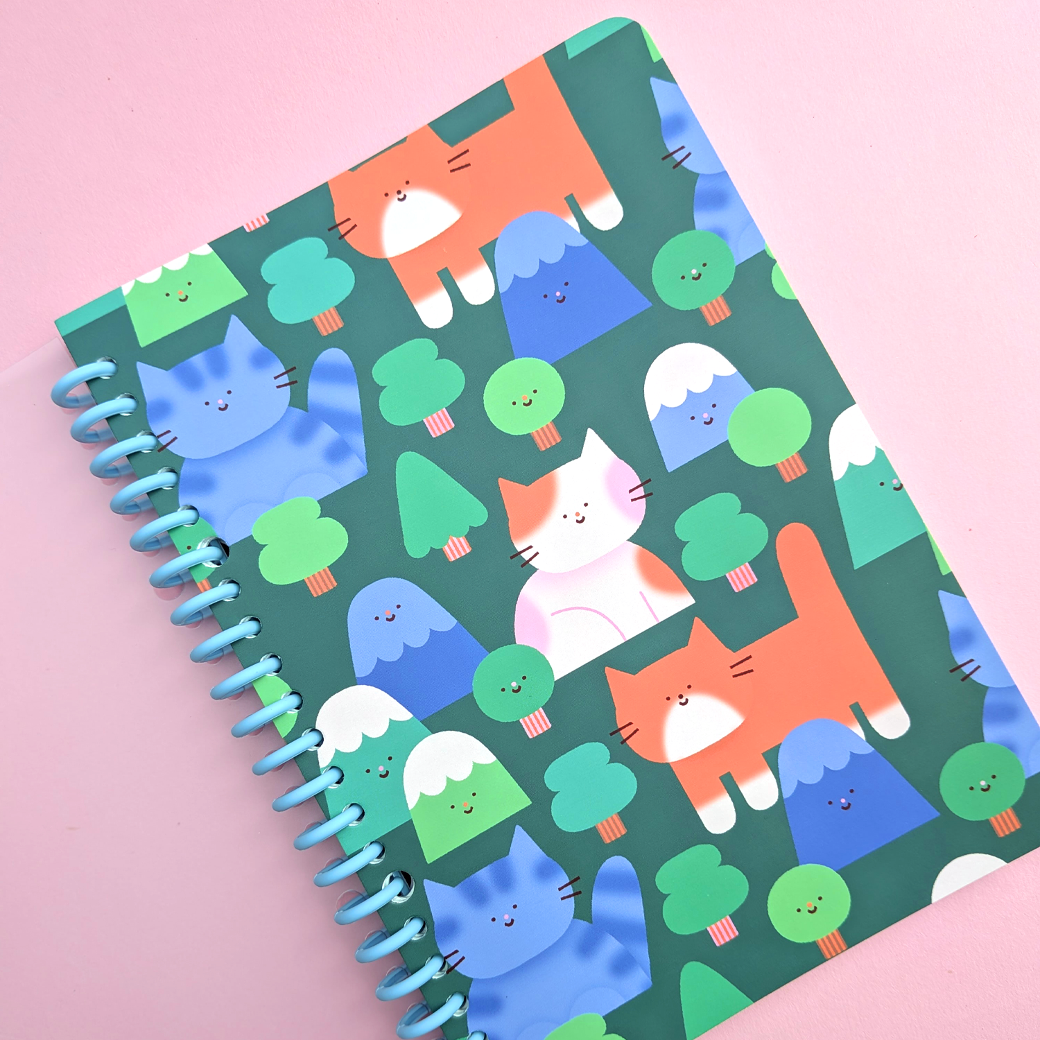 hello_vonnie_cat_mountain_notebook_a5_ring_bind_01.png