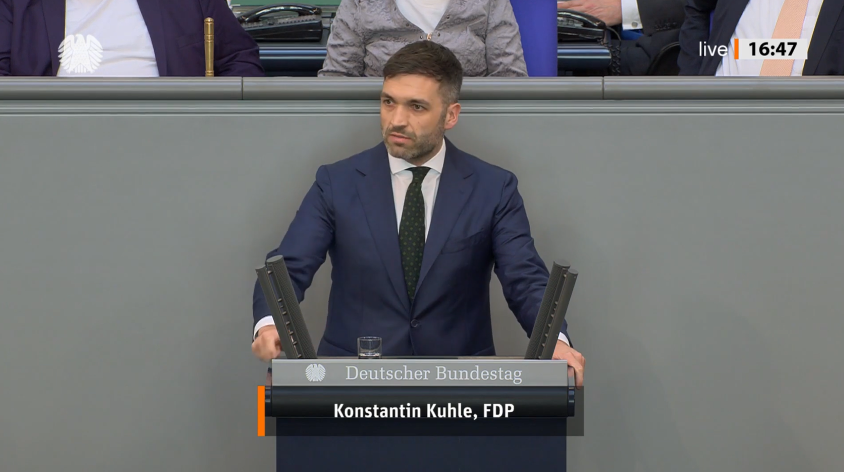 Aktuelle Stunde zu Unruhen in Frankreich