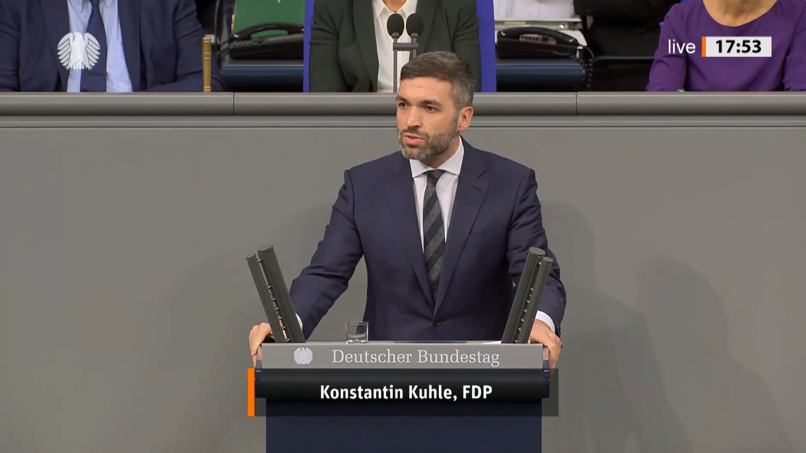 Brauchen gut ausgestattete Nachrichtendienste