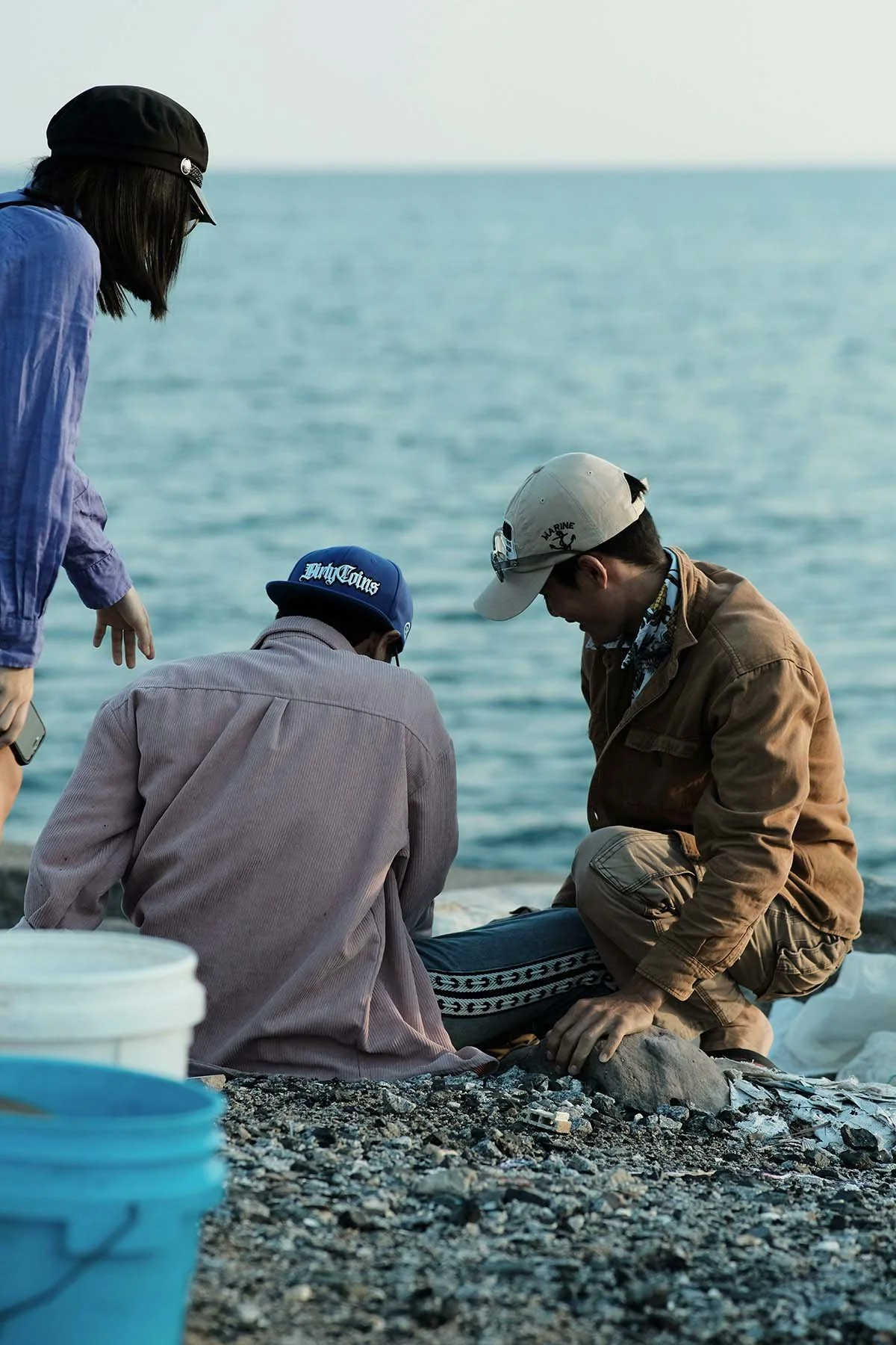 Volunteers working on the coastline