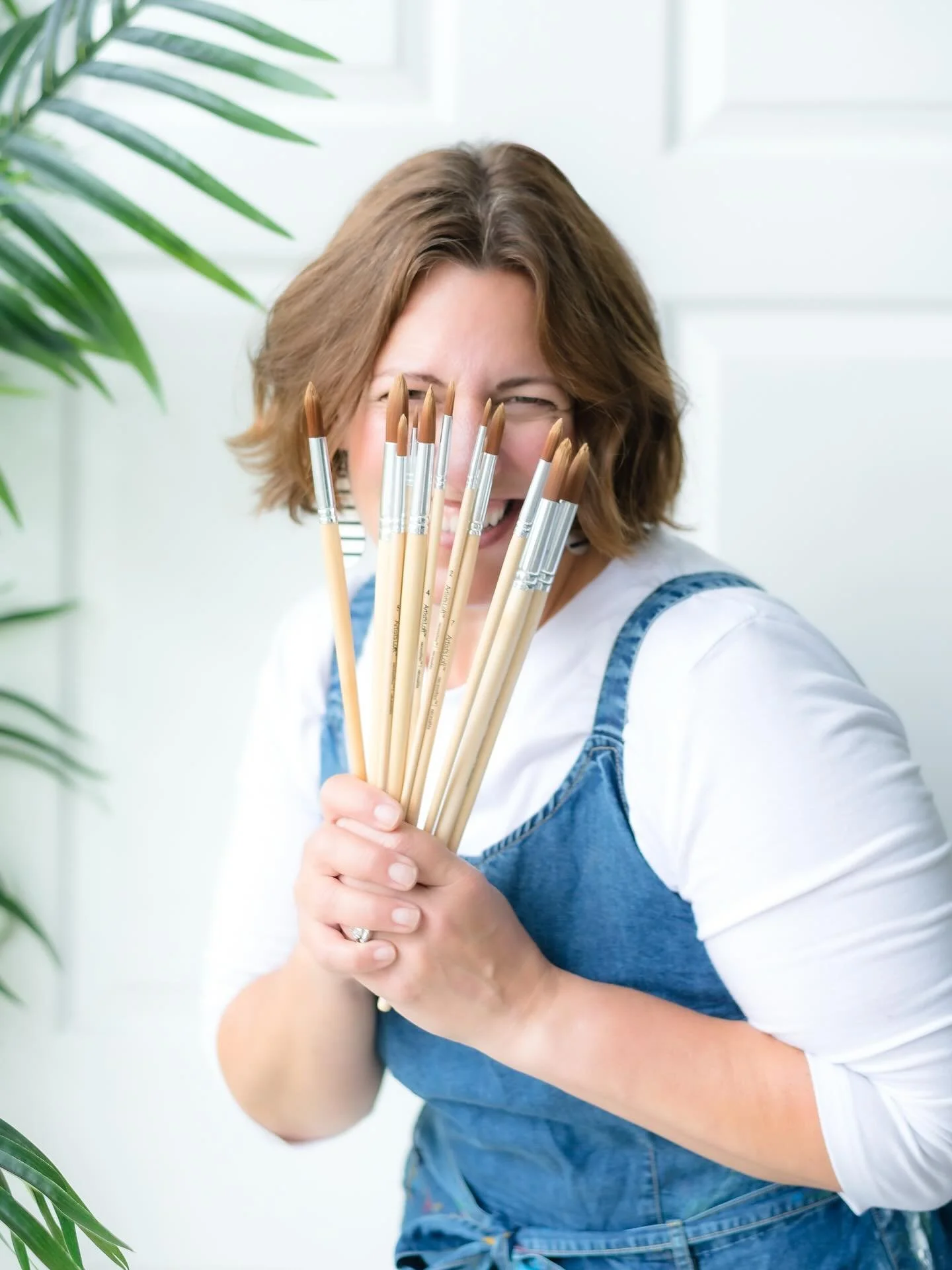 🔥About me - perimenopausal kitchen artist edition 🔥

Hi, I&rsquo;m Michele &mdash; the kind of artist who:

🥔 Once microwaved a baked potato at work for 15 minutes (instead of 5). Pregnant + microwave na&iuml;vet&eacute; + bad math = entire buildi