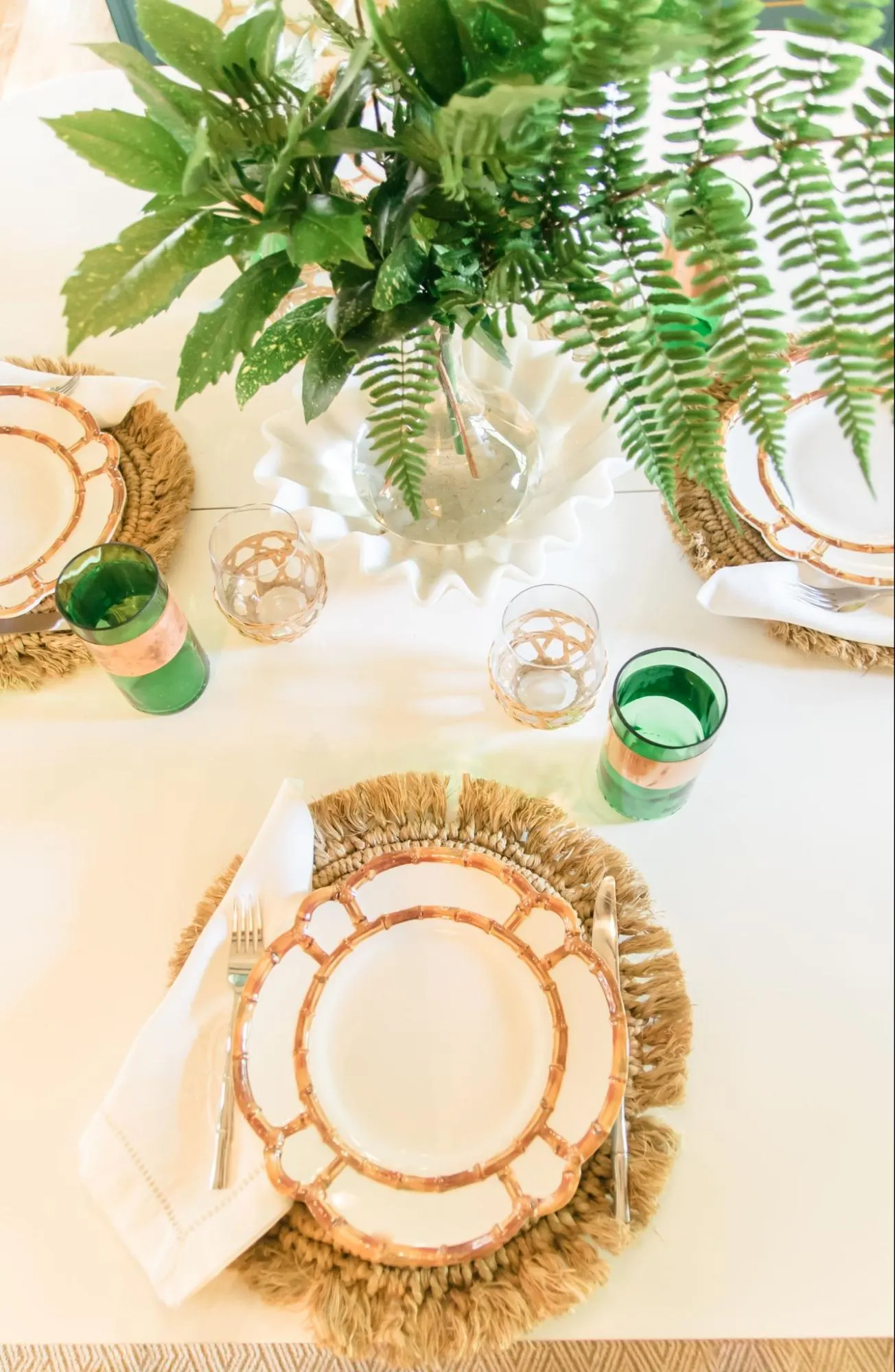 18 Modern And Unexpected Thanksgiving Decor Ideas