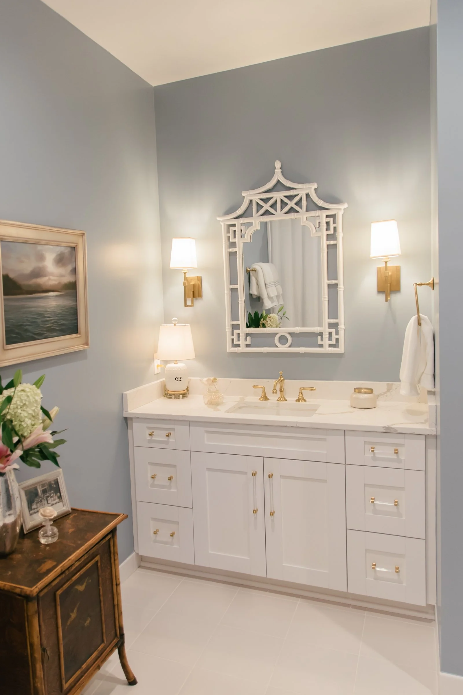 The 10 Benjamin Moore Neutrals Interior Designers Always Reach for — And How They Decorate With Them