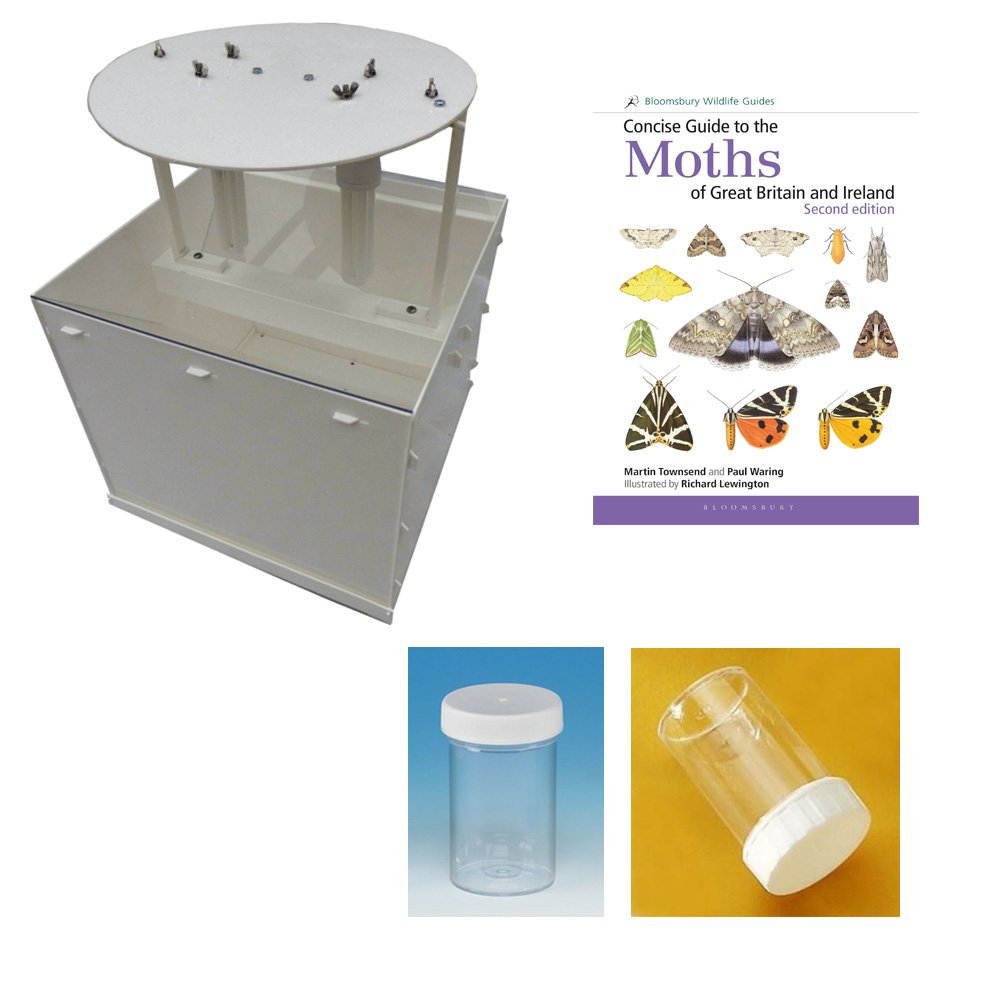Review: Our new toy – a compact portable moth trap