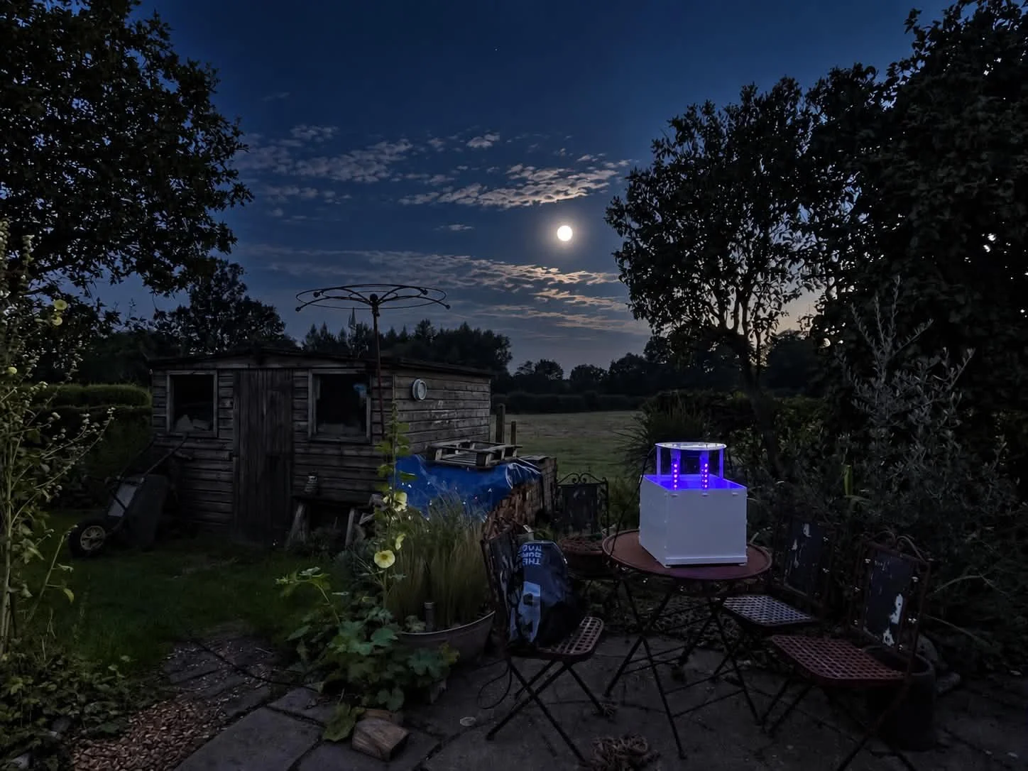 led 6w lepidopterist moth trap 1.jpeg