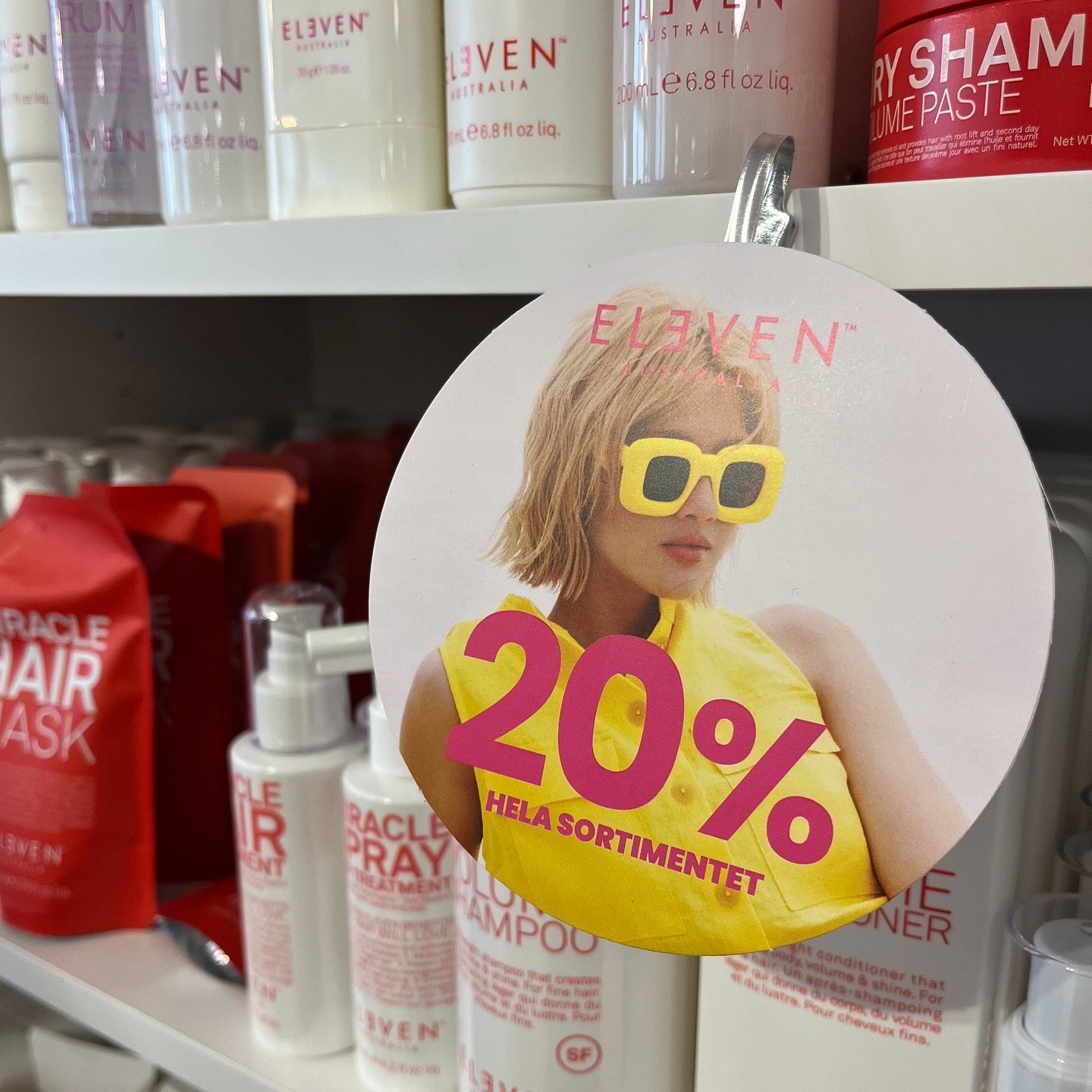 Wow vilket sommarerbjudande!!! 20% rabatt p&aring; HELA sortimentet fr&aring;n Eleven Australia☀️💥🍹🏝️ 

V&auml;lkommen in och shoppa din favorit, eller passa p&aring; att testa ngt nytt☀️ 
#elevenaustralia @elevenaustralia_swe 

G&auml;ller s&arin
