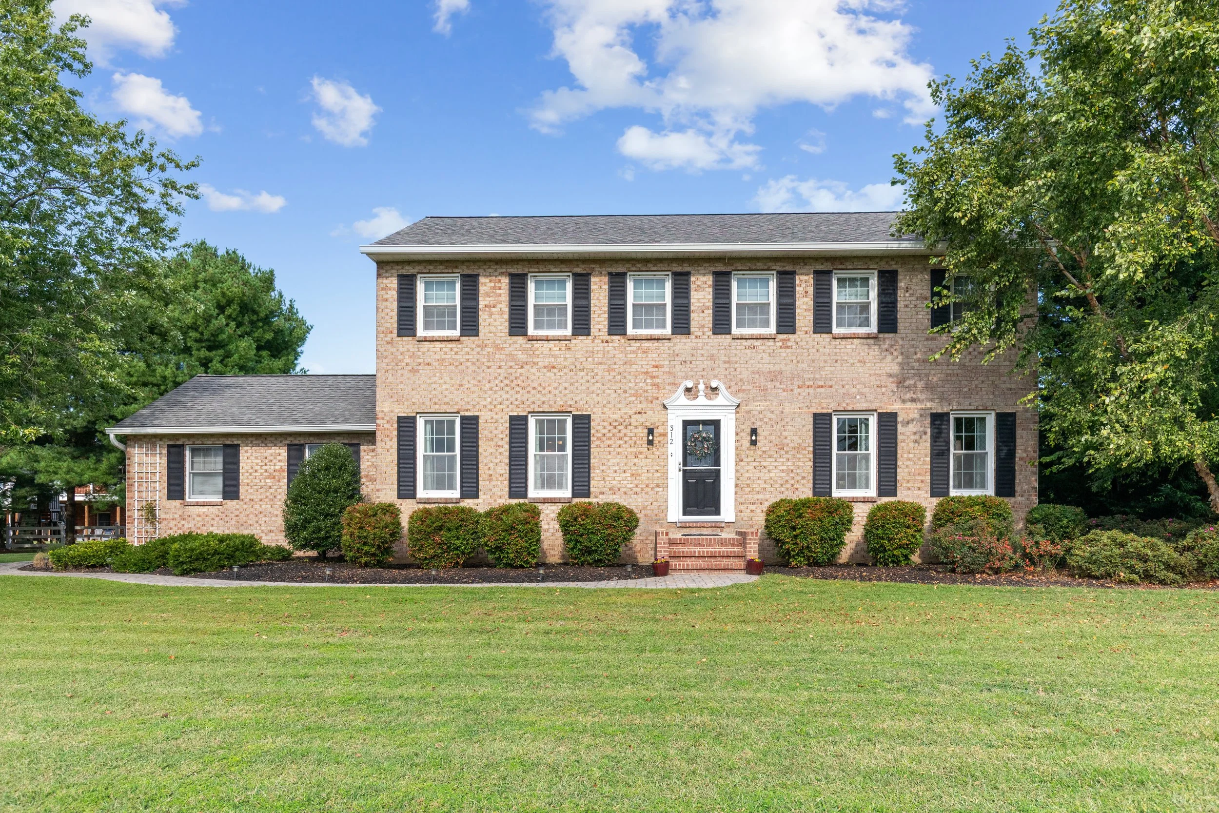 312 S Lake Dr., Stevensville, MD Real Estate Photography Session