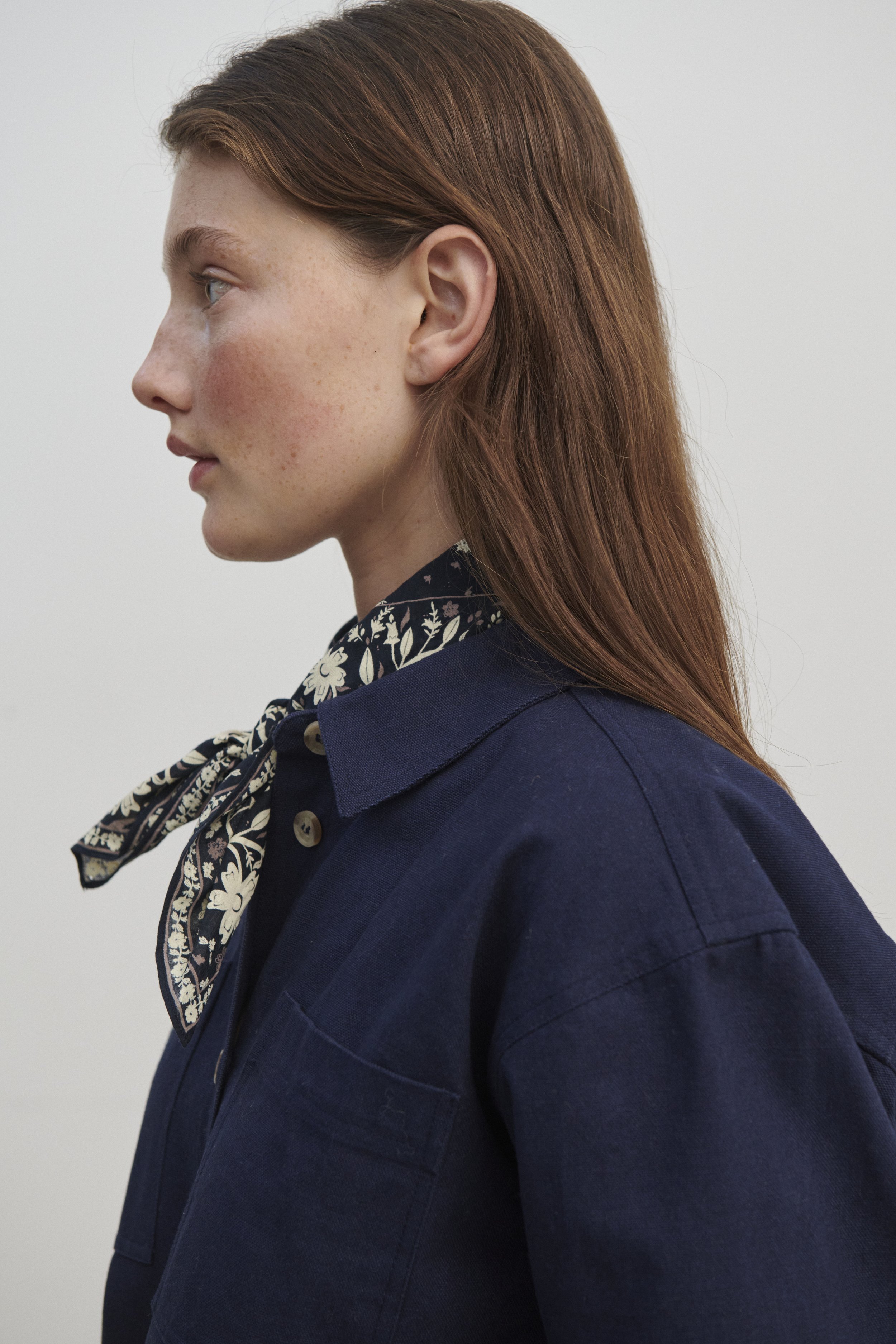 Skall_Holiday_SS22_Provence Scarf_Navy10458.jpg