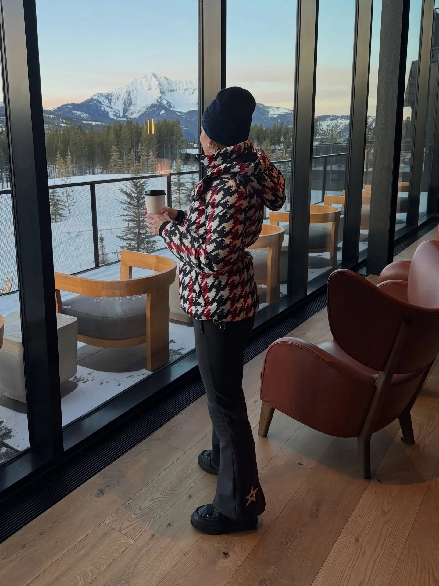 WIW: Bozeman + Big Sky edition ❄️🗻🦬🤠✨
From ski days to snowmobiles to celebratory nights, this trip didn&rsquo;t disappoint. Cold air, warm layers, big laughs, and the kind of memories that stick long after the boots come off.
A helluva trip indee