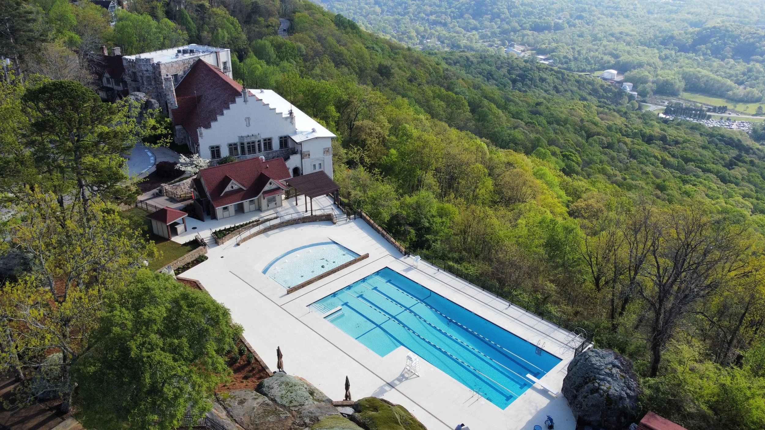 The Lookout Mountain Club Pool & Amenities Building — Tyson Construction