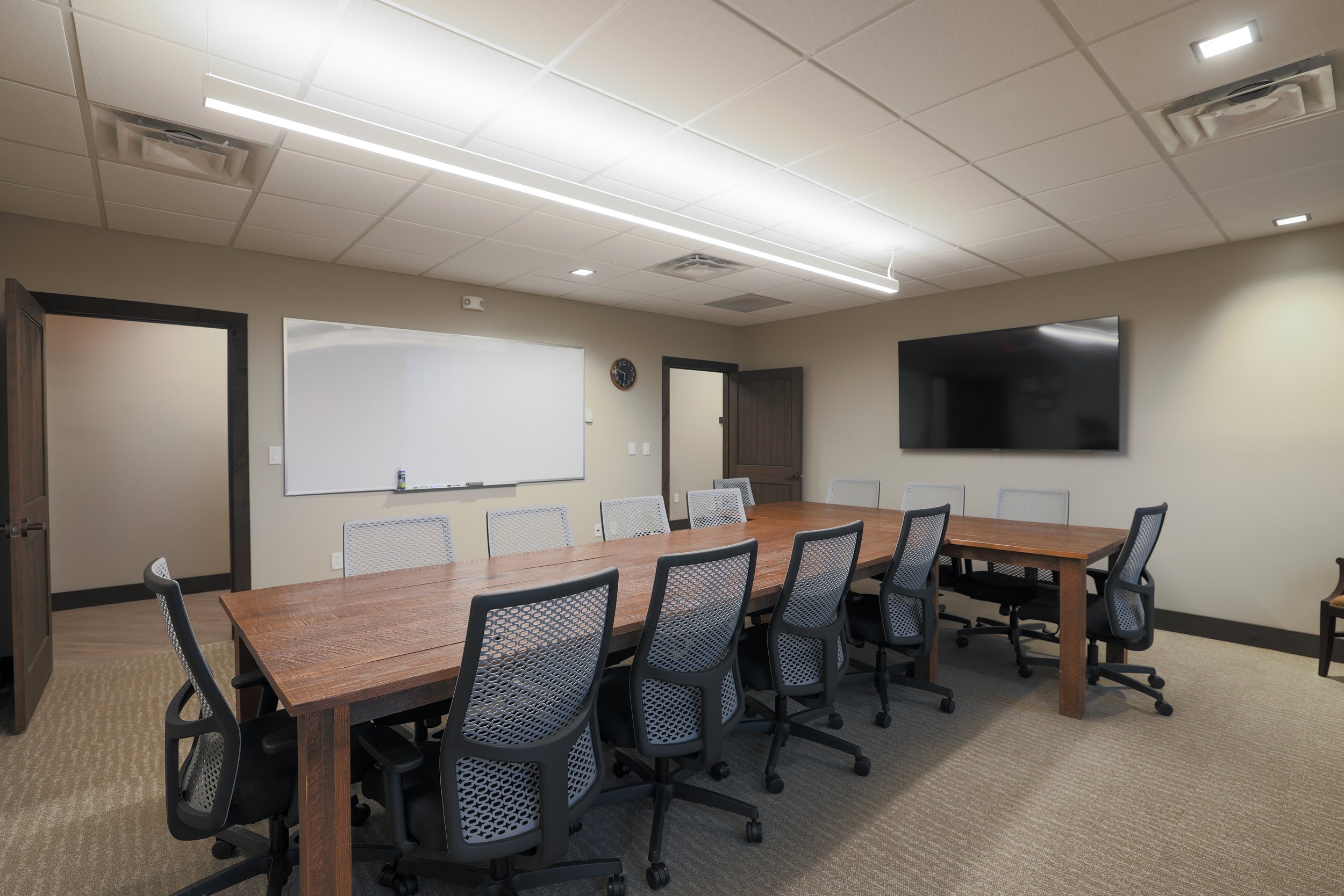 148Films-TysonconOffice-67.jpg