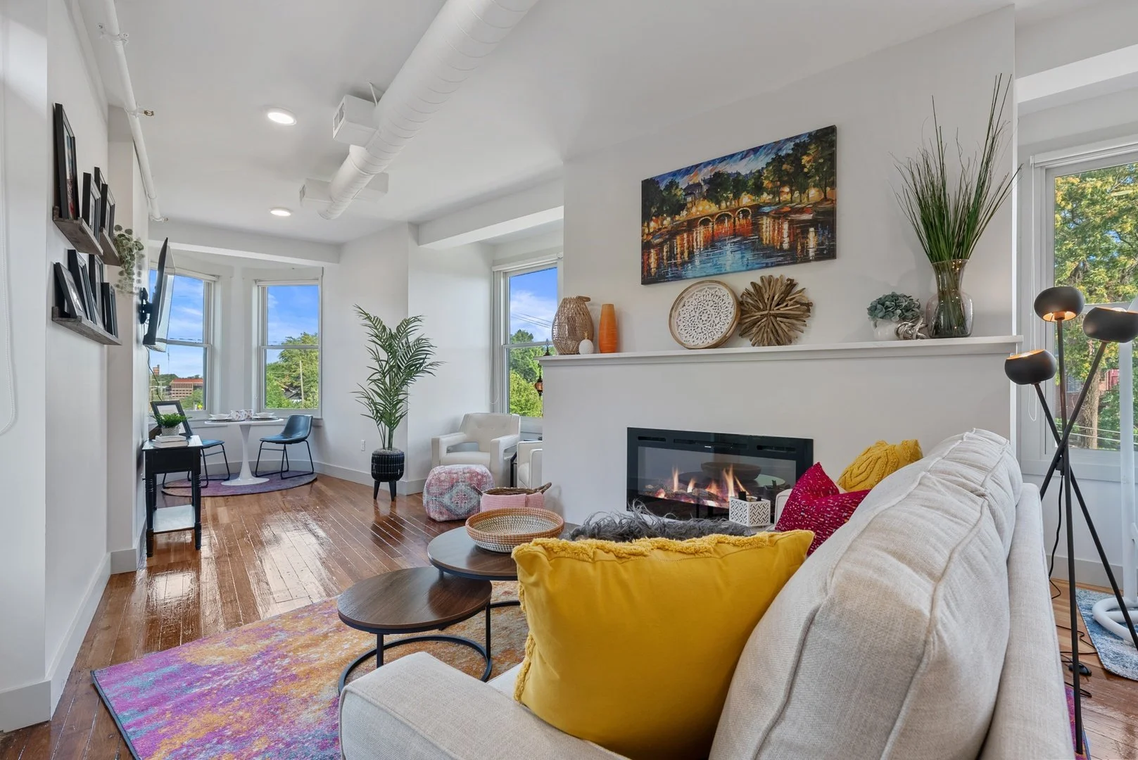 Stay in our Airbnb — Flatiron Café