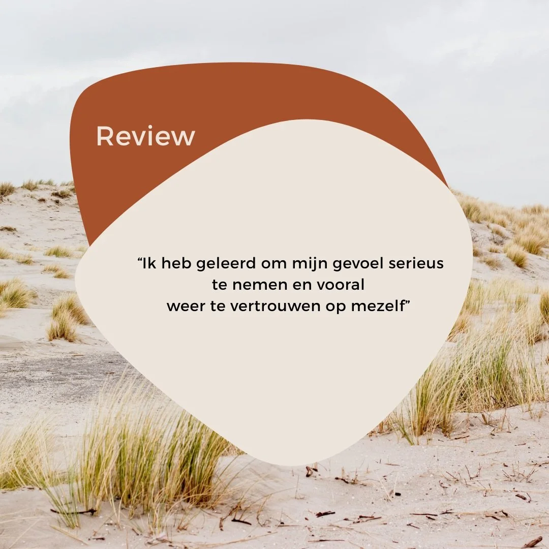 REVIEW: 
"Een coachtraject waarvan ik achteraf kan zeggen: dit had ik mezelf eerder gegund. 🤍 
Toen ik begon, voelde ik me behoorlijk verloren en hoopte ik vooral antwoord te krijgen op mijn loopbaanvragen. Maar het traject bracht me veel meer 