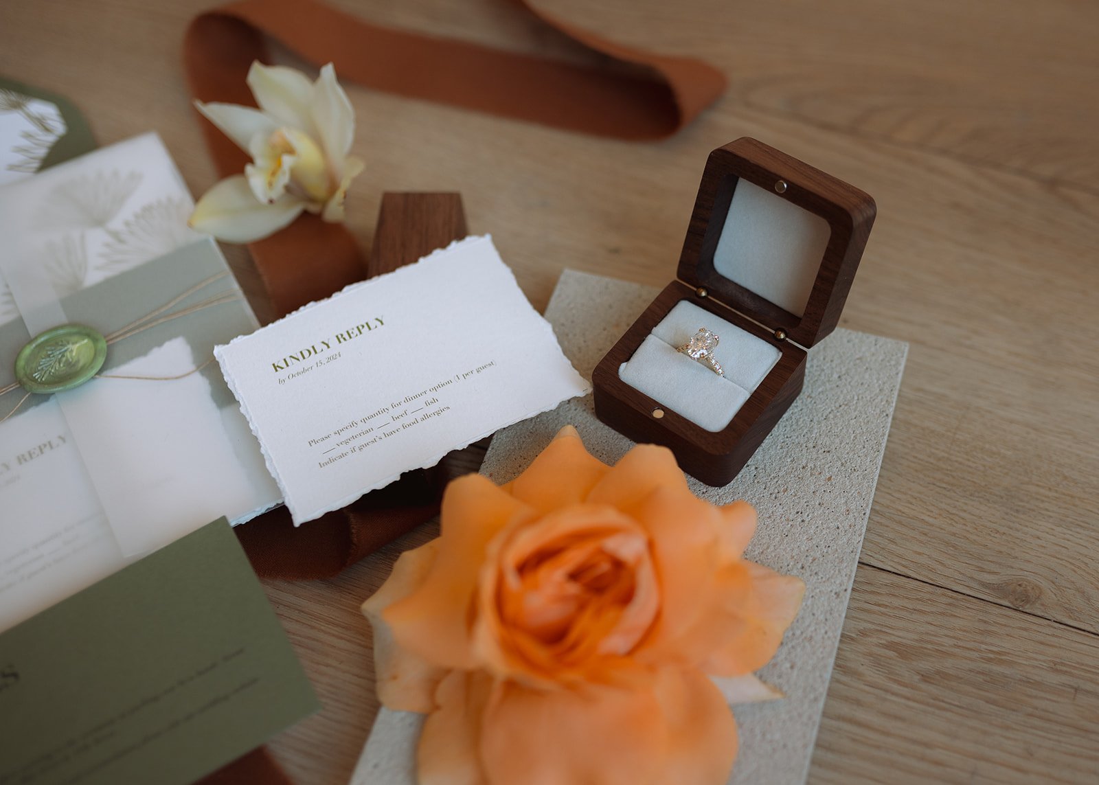 CalgaryWeddingPhotographer-165.jpg