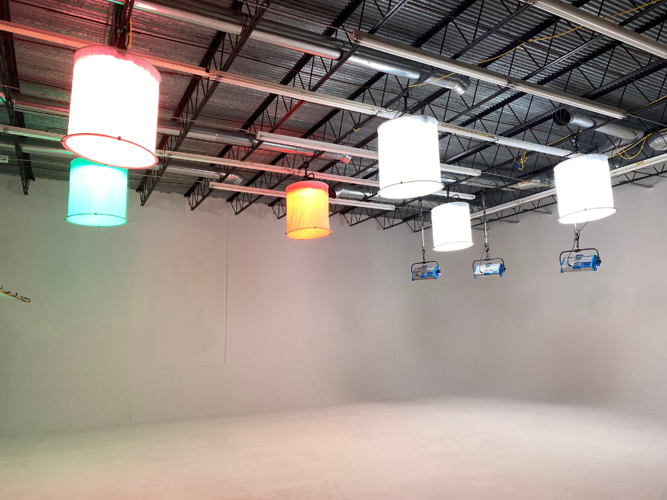 cyclorama_with_ARRI_lighting.png