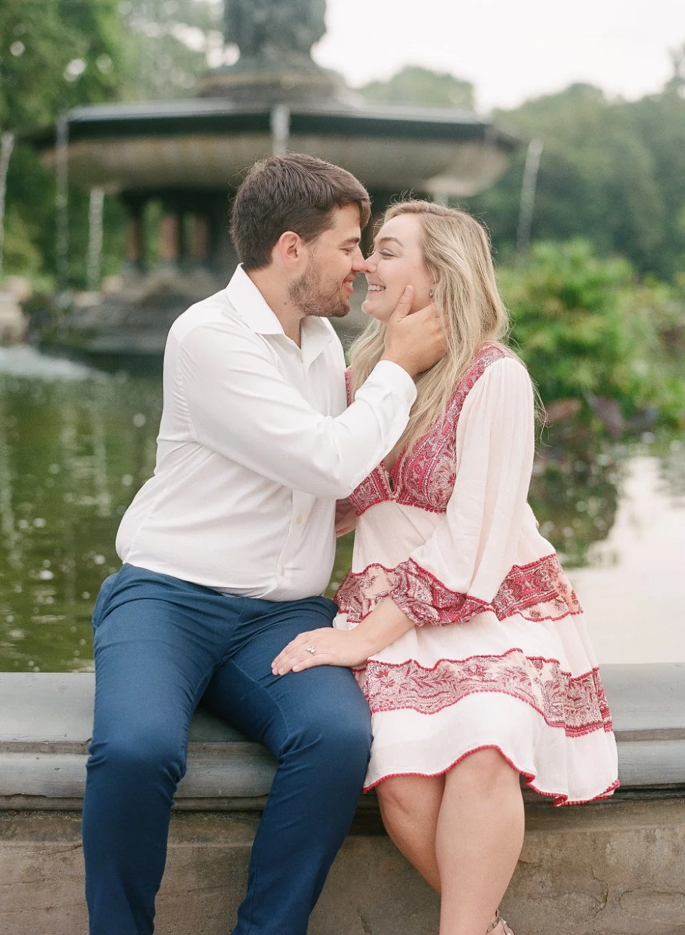  Romantic park engagement portrait featuring elegant neutral outfits and what to wear for engagement photos ideas. 