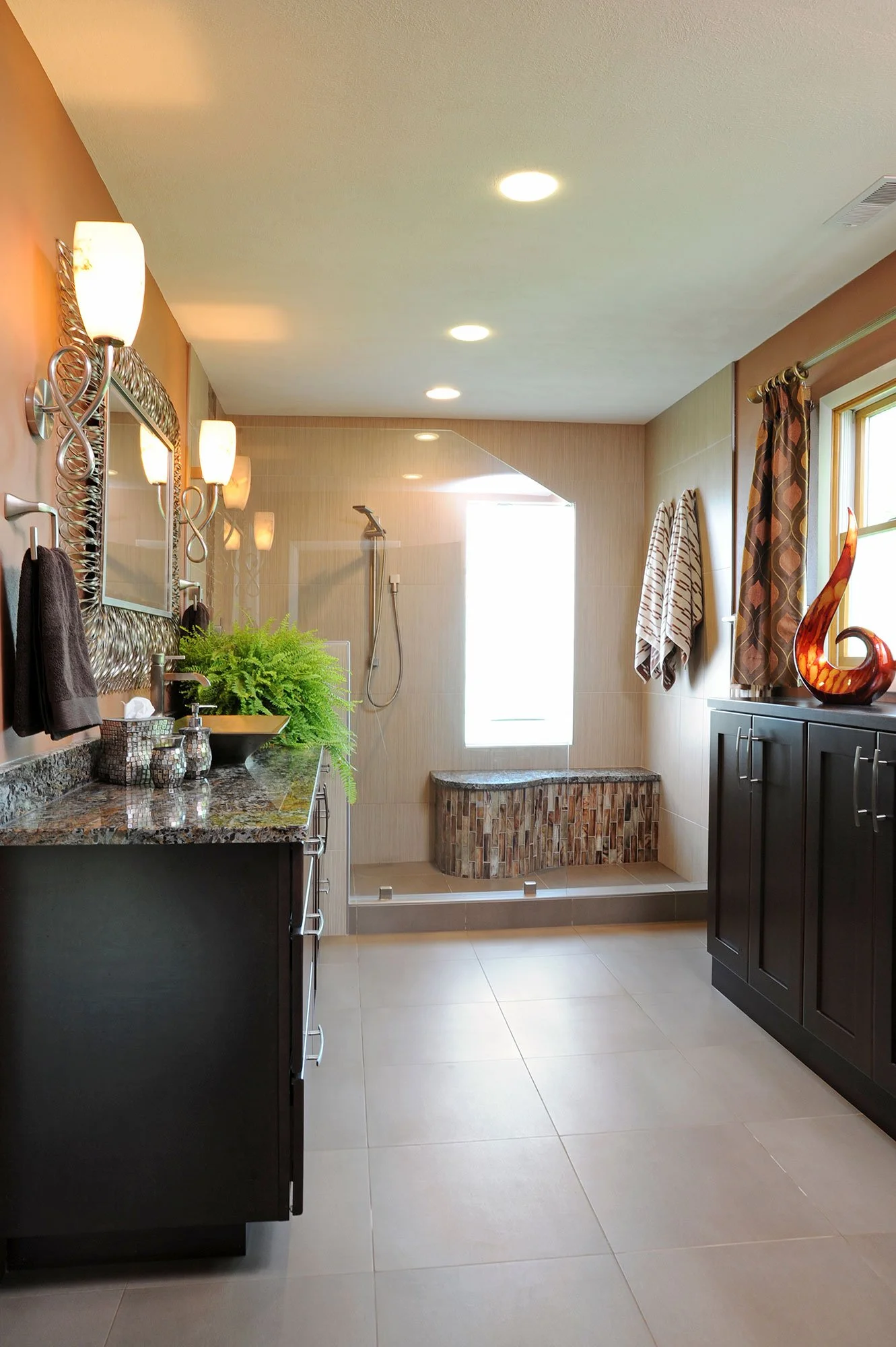 Kircher-Bordenkircher-Master-Bath_05_web.jpg