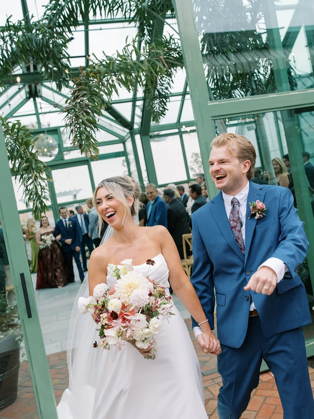 Cheers to the newlyweds! 🥂

Such a happy day for Francesca and Clint at Triple Crown 9.26.26
#gloweddings 
#destinationaloha 

Venue&nbsp;@events.triplecrownradnor
Planning&nbsp;@gloweddings
Photography&nbsp;@haleyrichterphoto
Videography&nbsp;@jawe