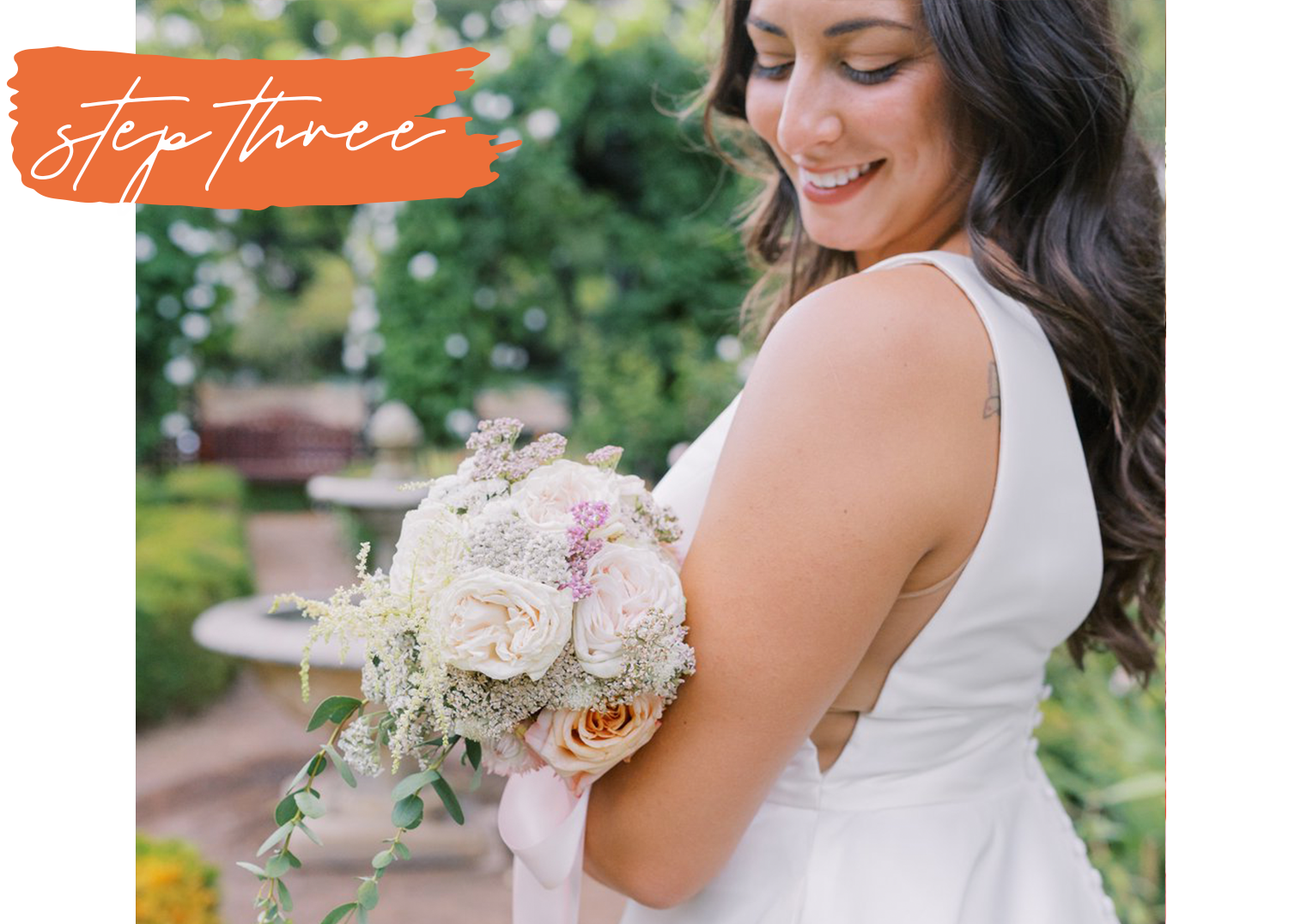 Pennsylvania bride poses with bouquet