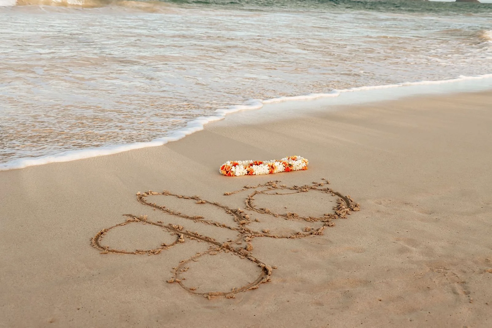 gloweddings hawaii wedding planner