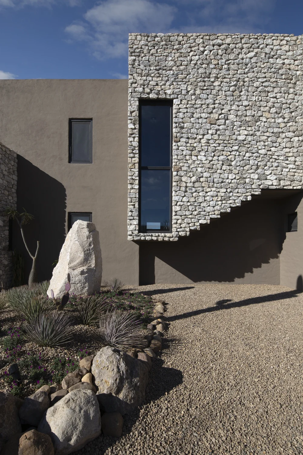 5 Sustainable Building Techniques for Modern Homes in San Miguel de Allende