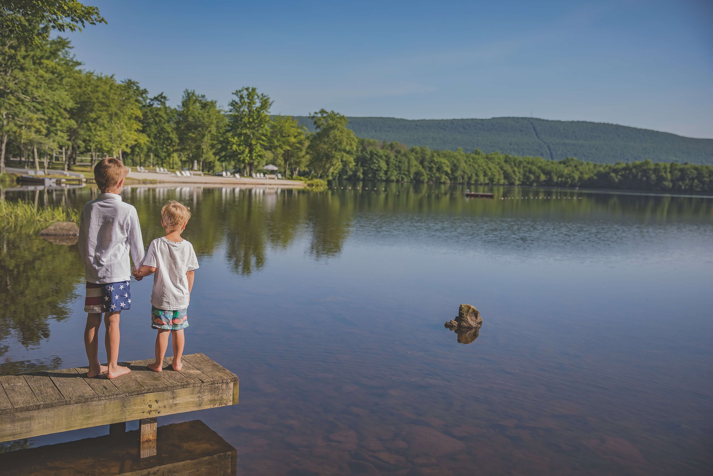Top Things to Do in Poconos During the Summer Mountain Springs Lake