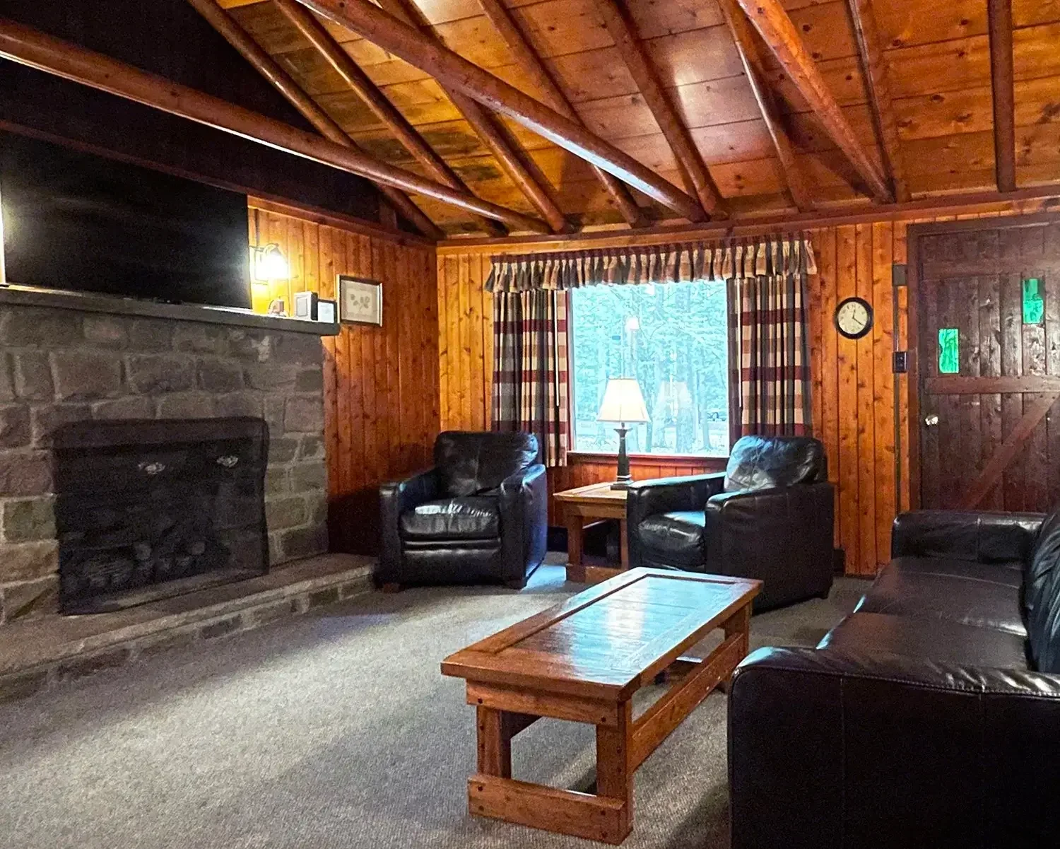 7livingroom1.webp