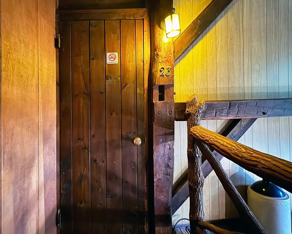 Seasonal Apartment 23 Entrance