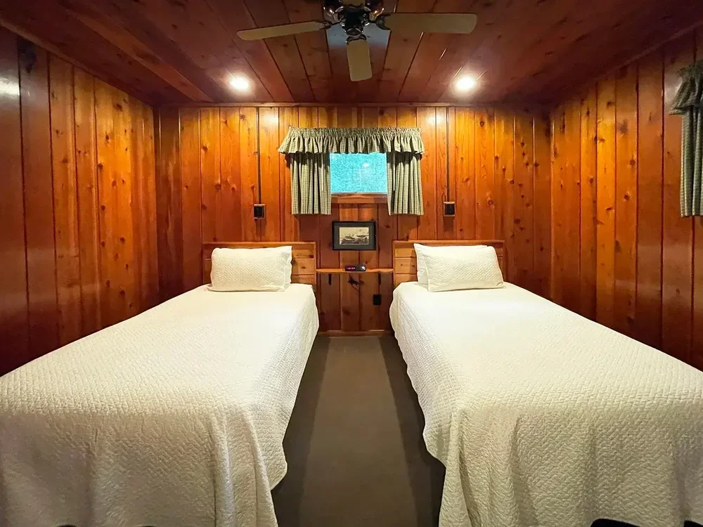 Lakeview Cottage #36 – Bedroom Two