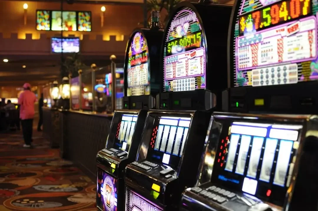 Casino slot machines representing nearby Pocono entertainment