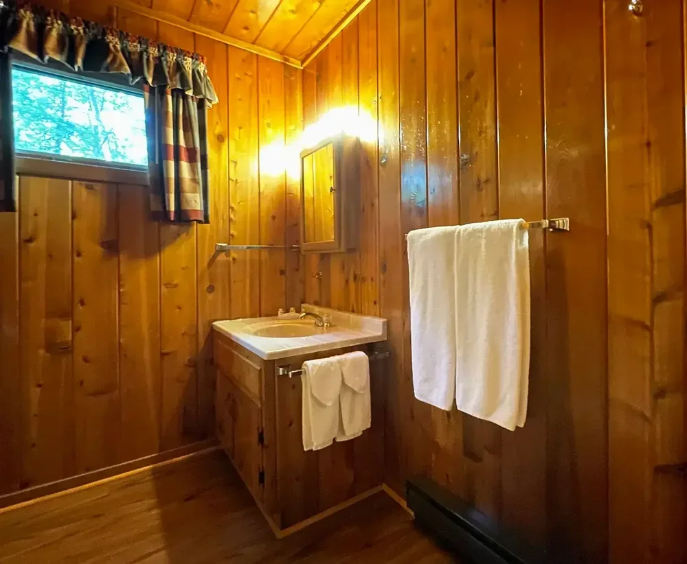 Lakeview Cottage #35 – Bathroom Vanity
