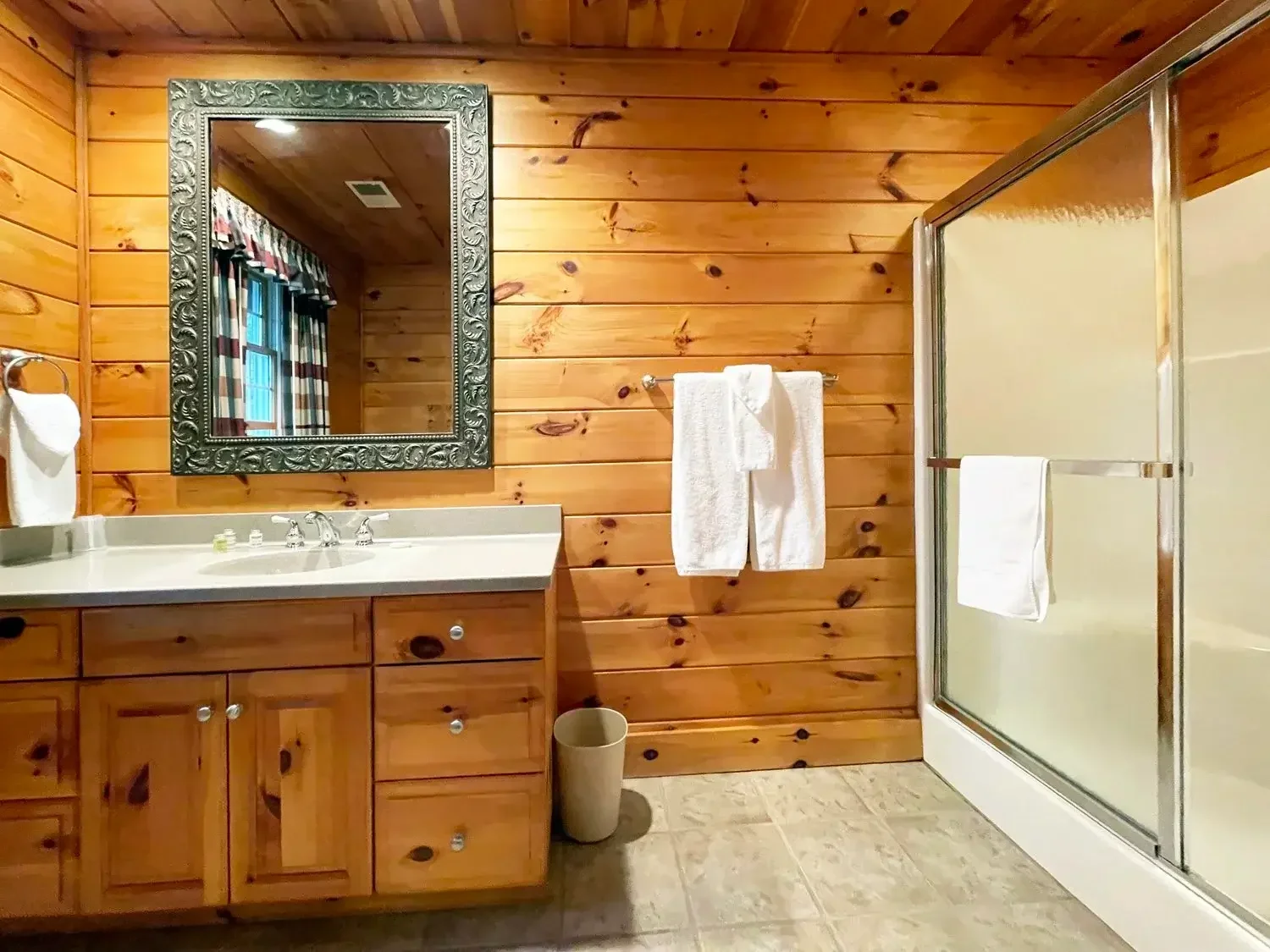 Hemlock Cabin #55 – Bathroom with Shower
