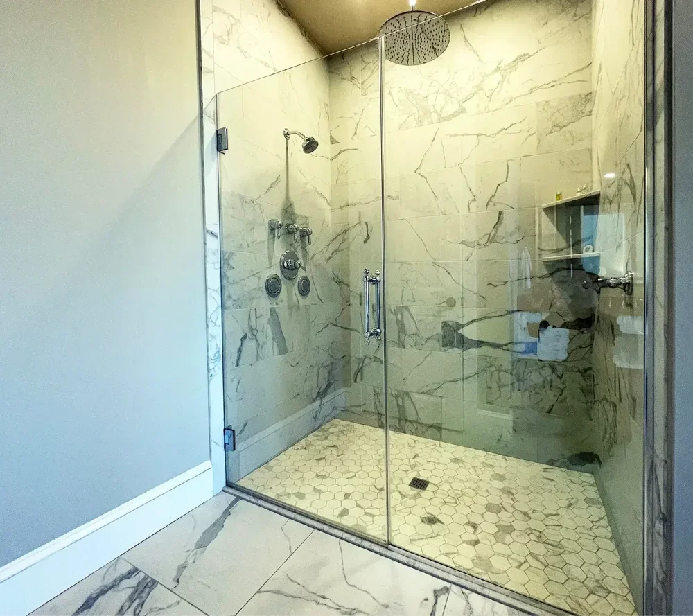 Luxury Hill Suite 11 Rainfall Shower