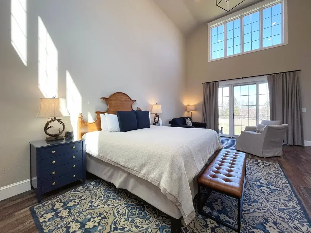 Hill Suite 11 king bed, fireplace, and private porch