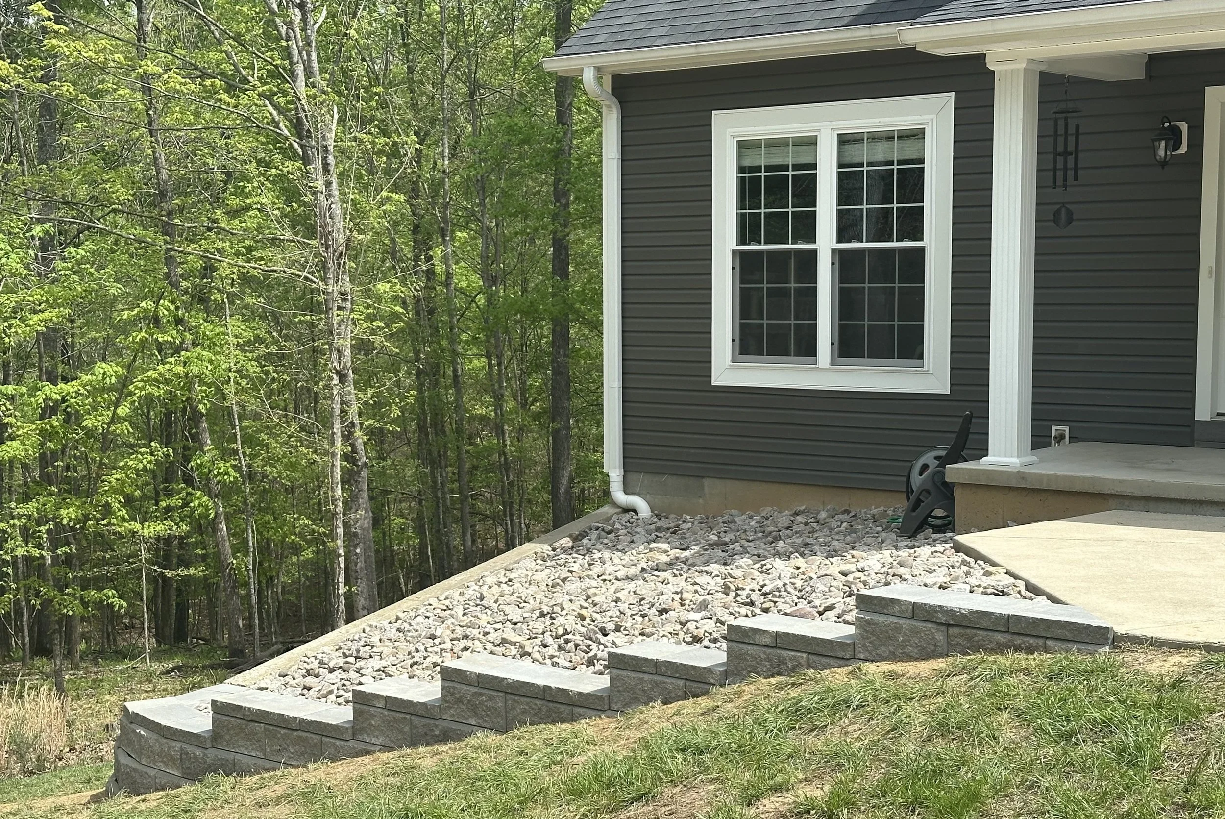 Landscaping - Block wall - Doe Valley, Brandenburg, Kentucky
