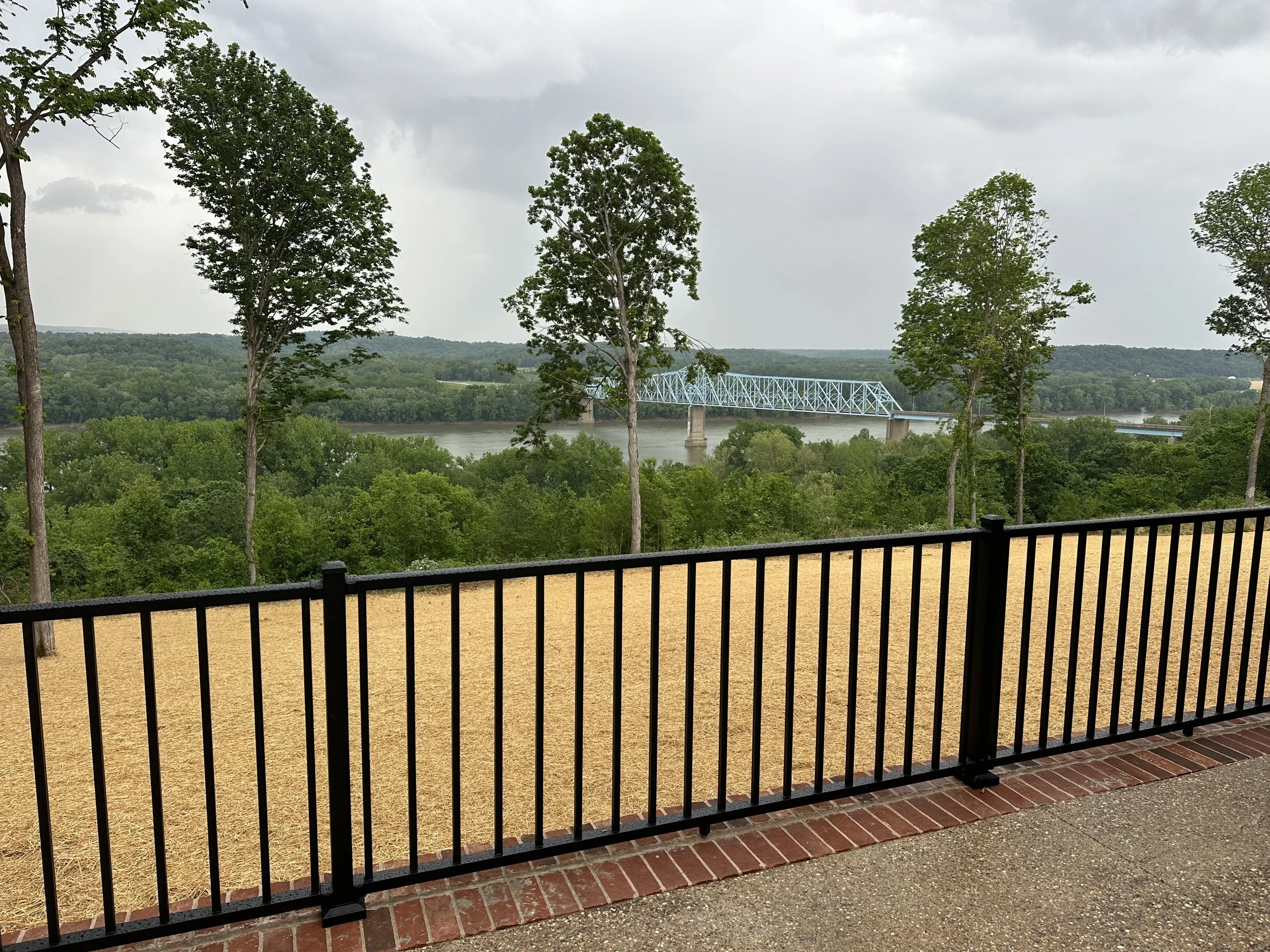 Landscaping
Seed & Straw
Rivers Edge Subdivision
Brandenburg, Kentucky 40108