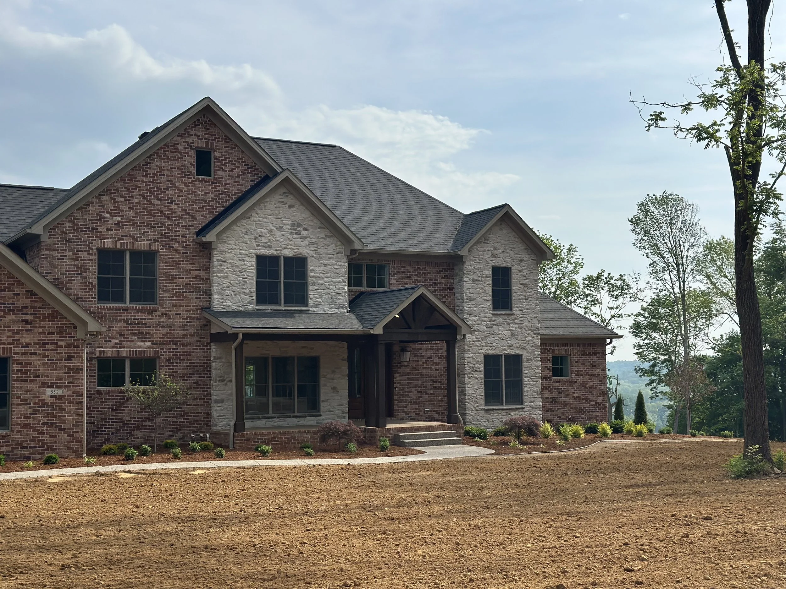 Landscaping
Seed & Straw
Rivers Edge Subdivision
Brandenburg, Kentucky 40108