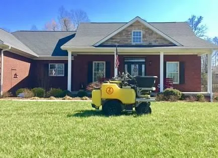 lawn treatments - Brandenburg, Kentucky