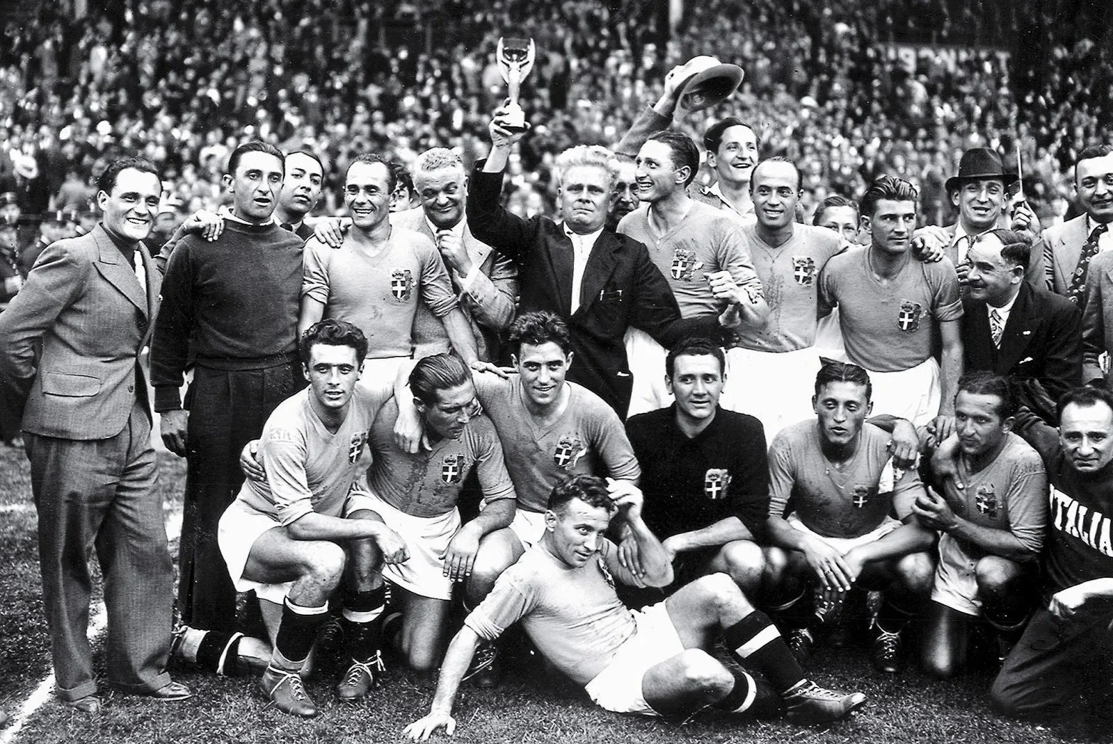 Italy celebrates their 1934 World Cup Victory win Benito Mussolini, il Duce.