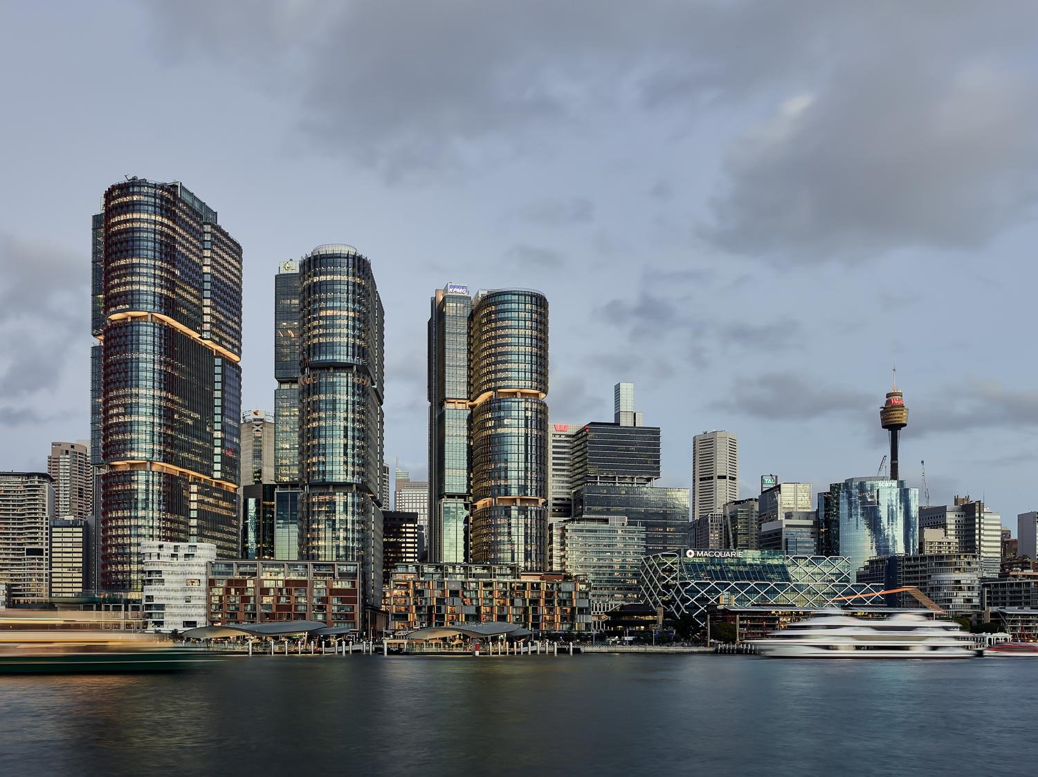 INTERNATIONAL TOWERS
ROGERS STIRK HARBOUR + PARTNERS