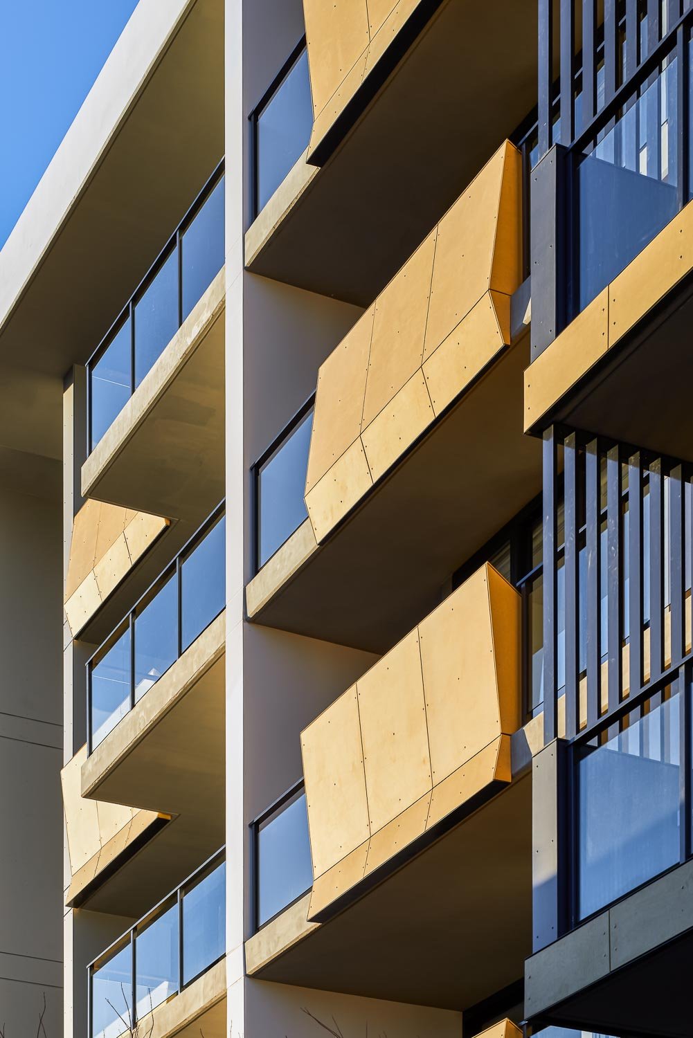 TEMPO APARTMENTS
FENDER KATSALIDIS