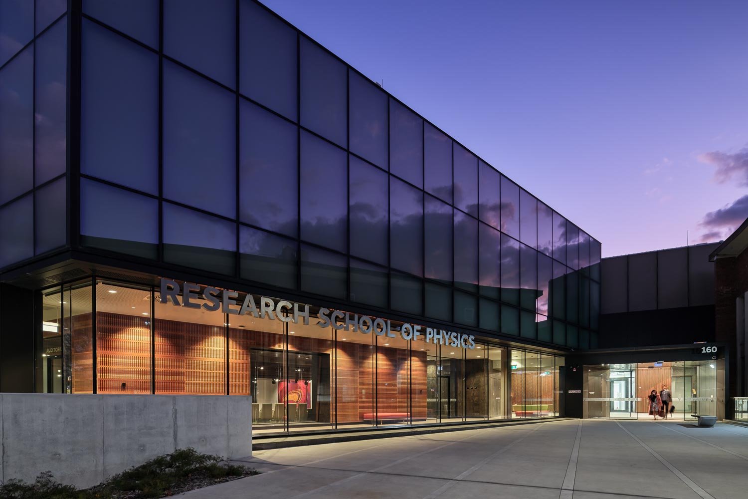 ANU RESEARCH SCHOOL OF PHYSICS
HASSELL