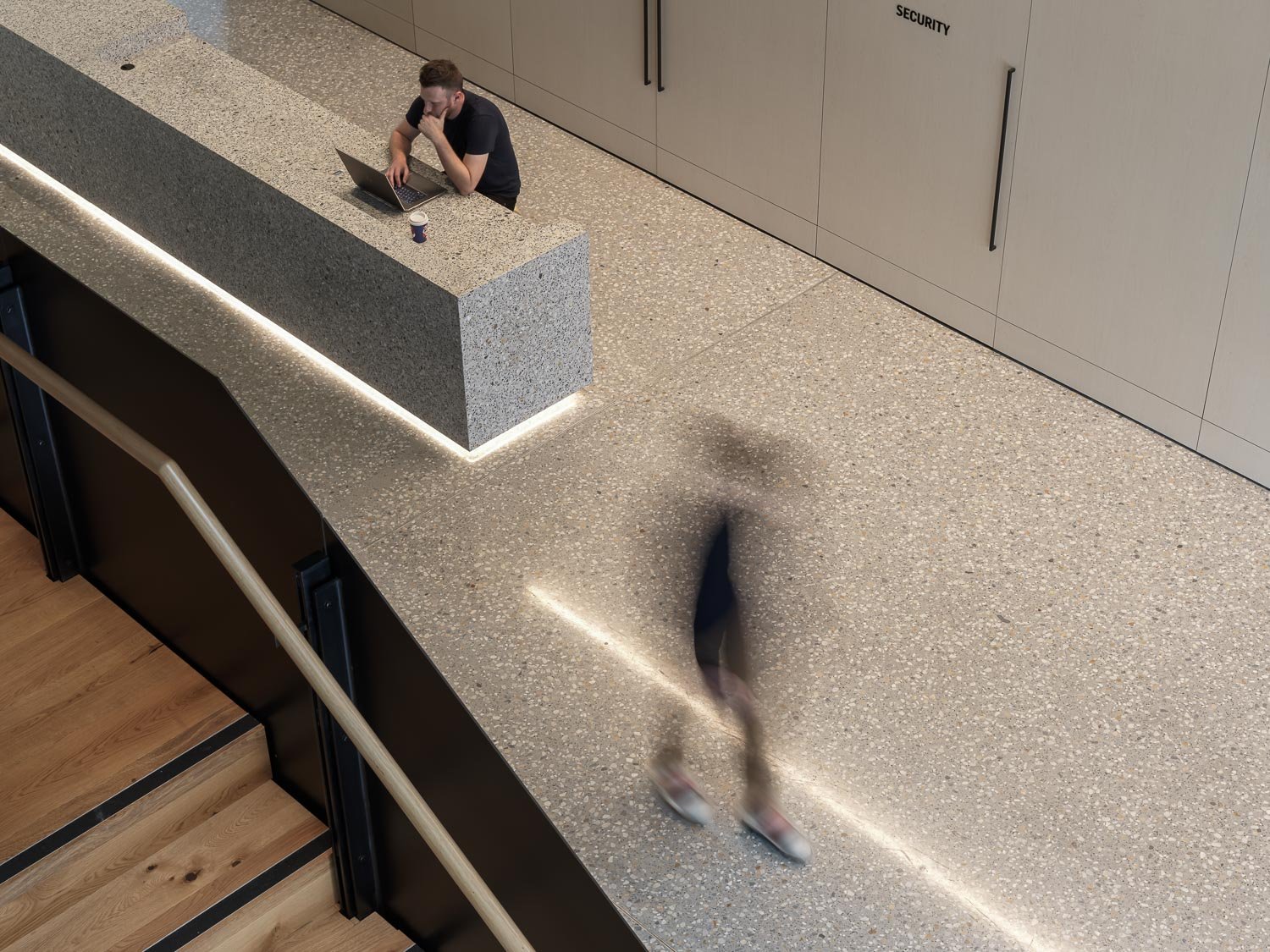 JILLIAN BROADBENT BUILDING
HASSELL