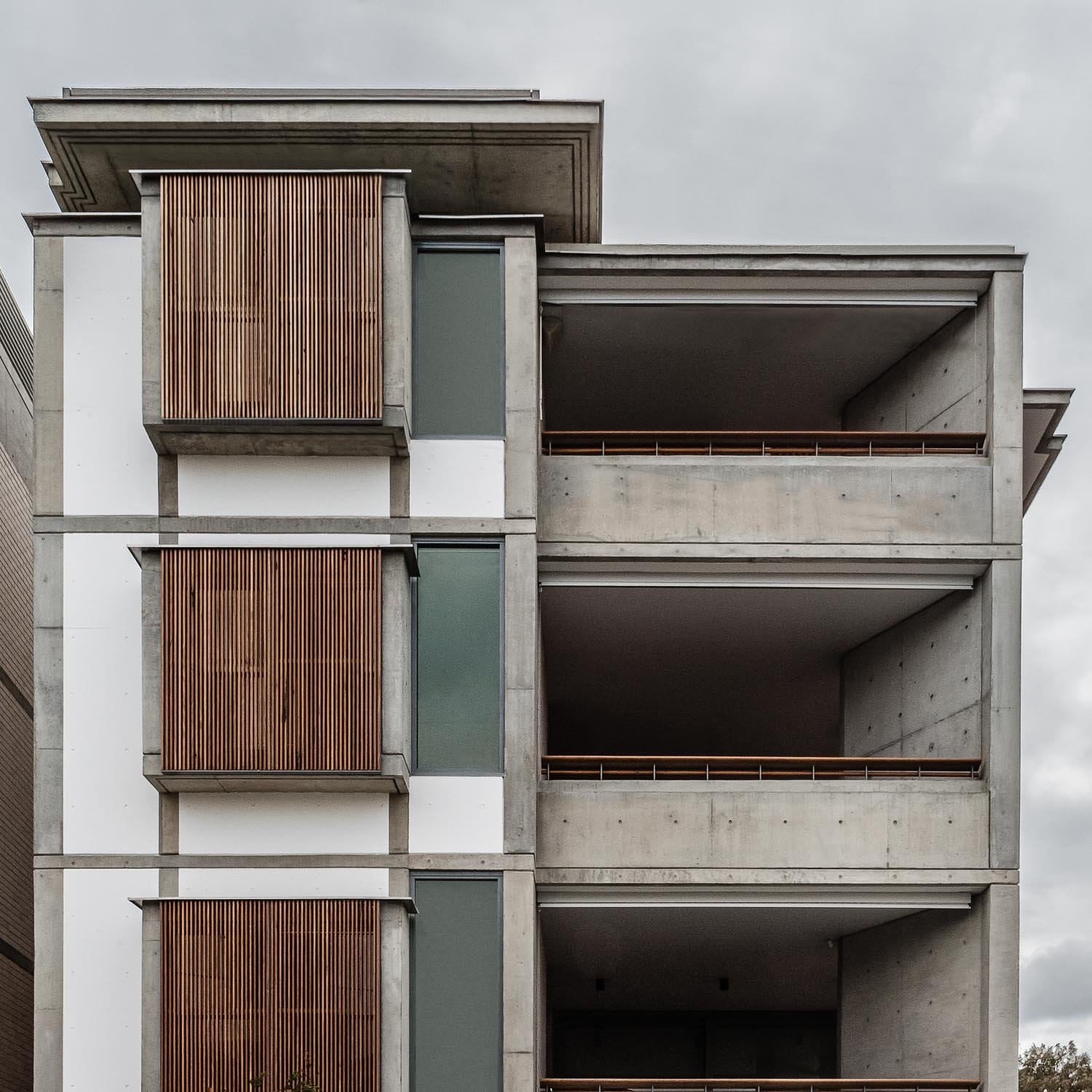 BATHERS RESIDENCES
CANDALEPAS ASSOCIATES